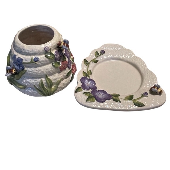 Bumblebee Beehive 3" Jar Candle Topper with Plate Flowers 3D 2 Pc CottageCore - Picture 4 of 6